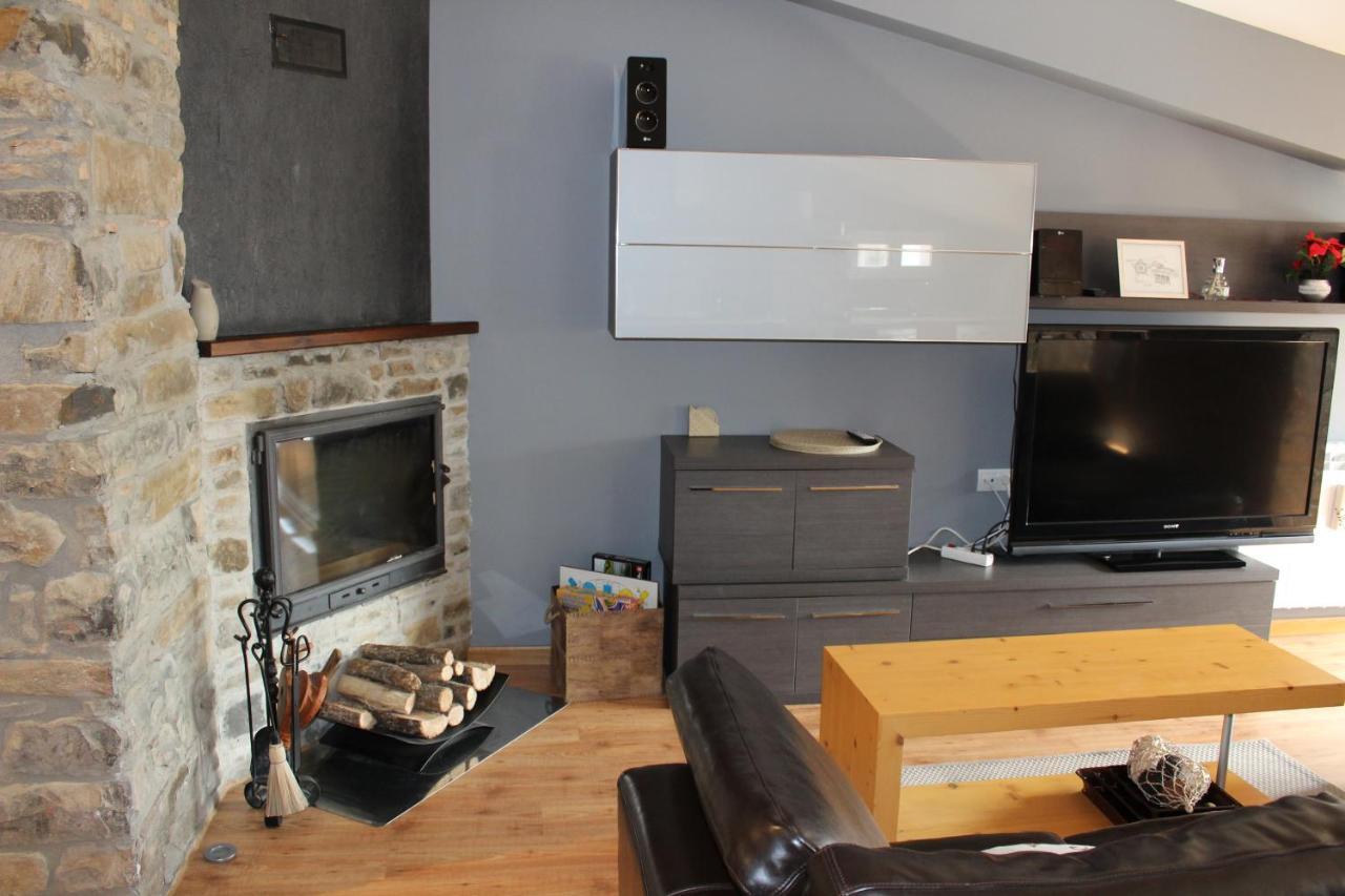 Alojamiento Duque De Jaca Extérieur photo